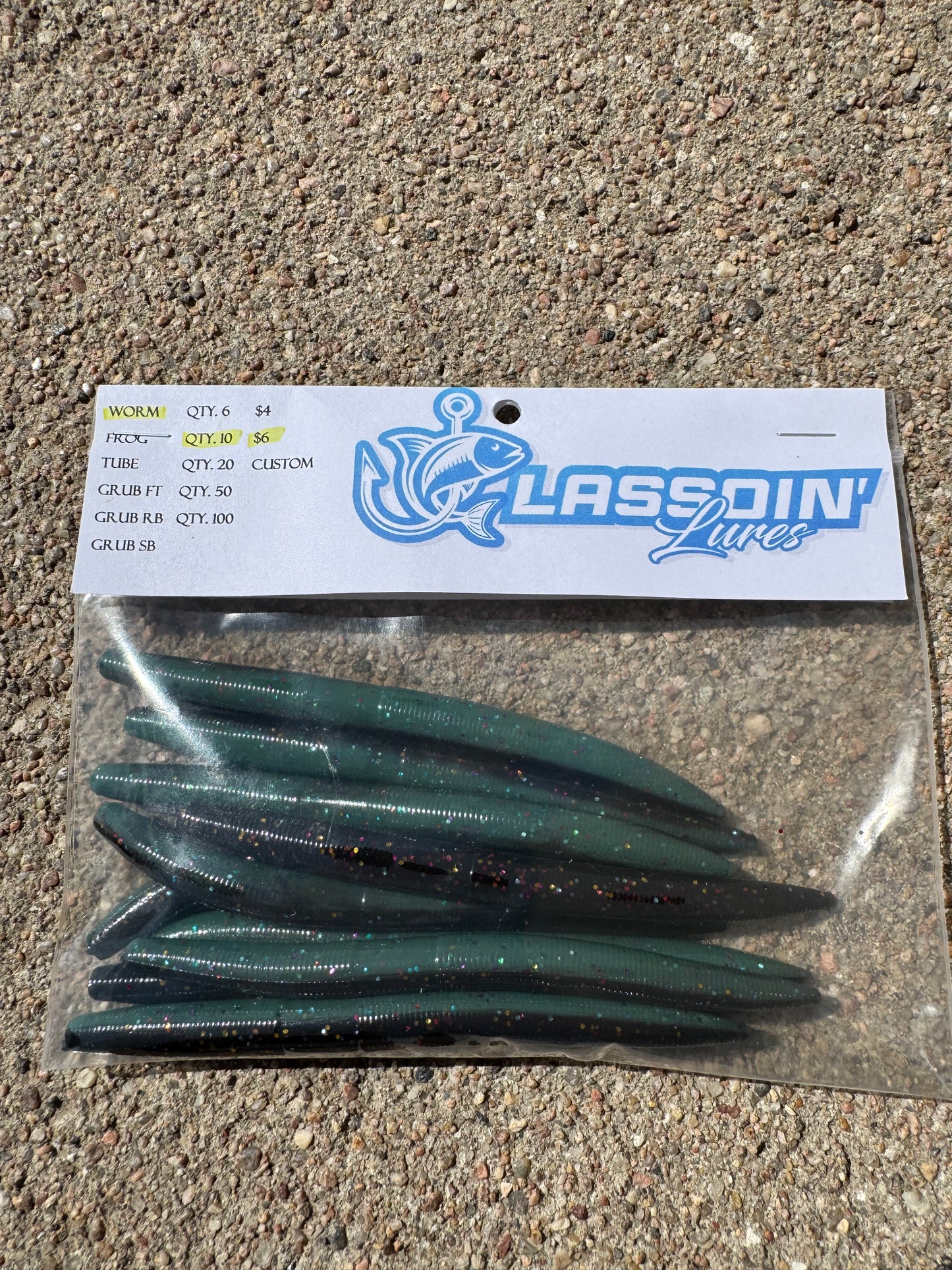 5" Stick Worm/ Black + Dark Green Laminate