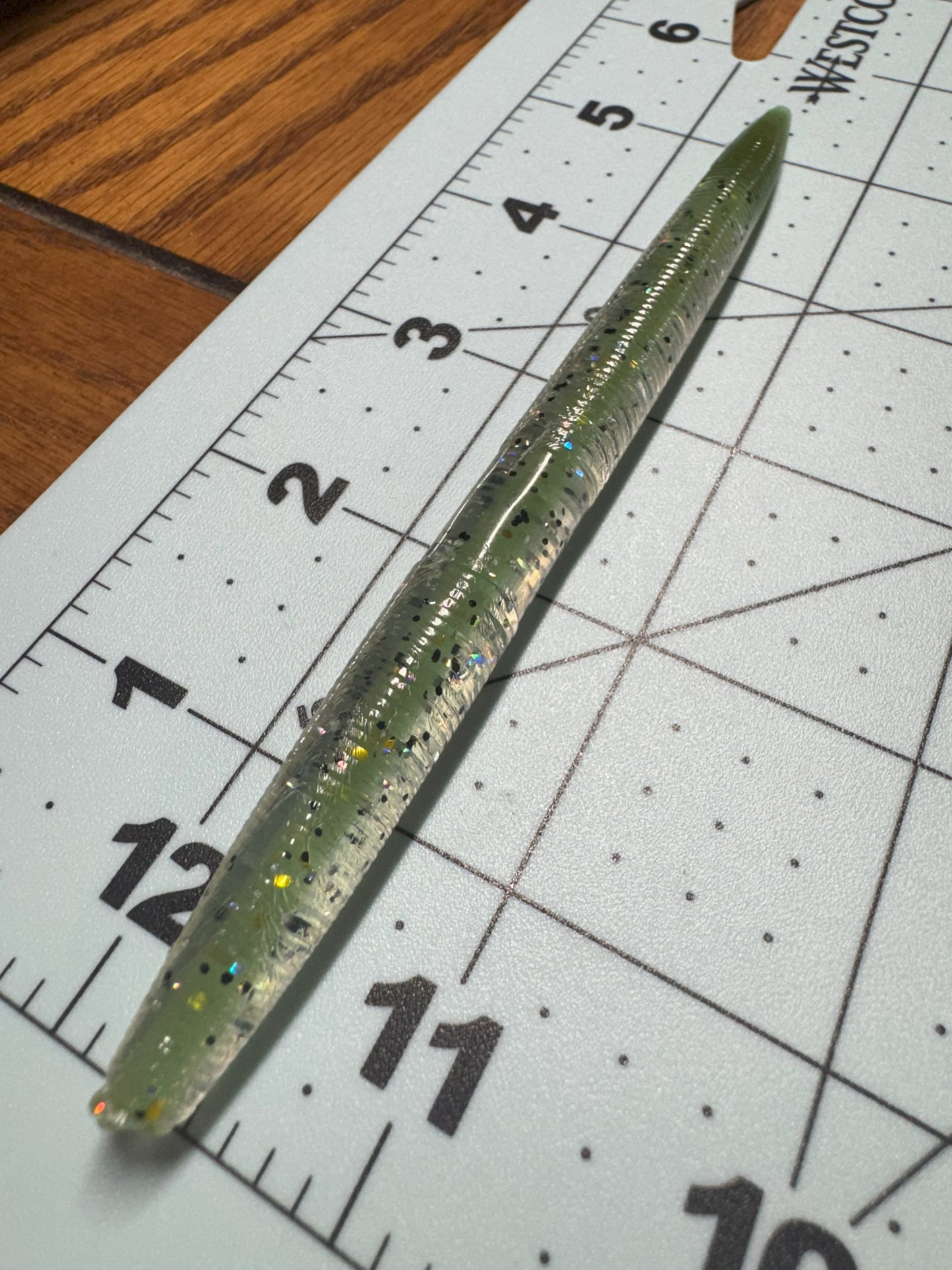 5" Stick Worm | Clear Shell | Green Pumpkin Core Shot