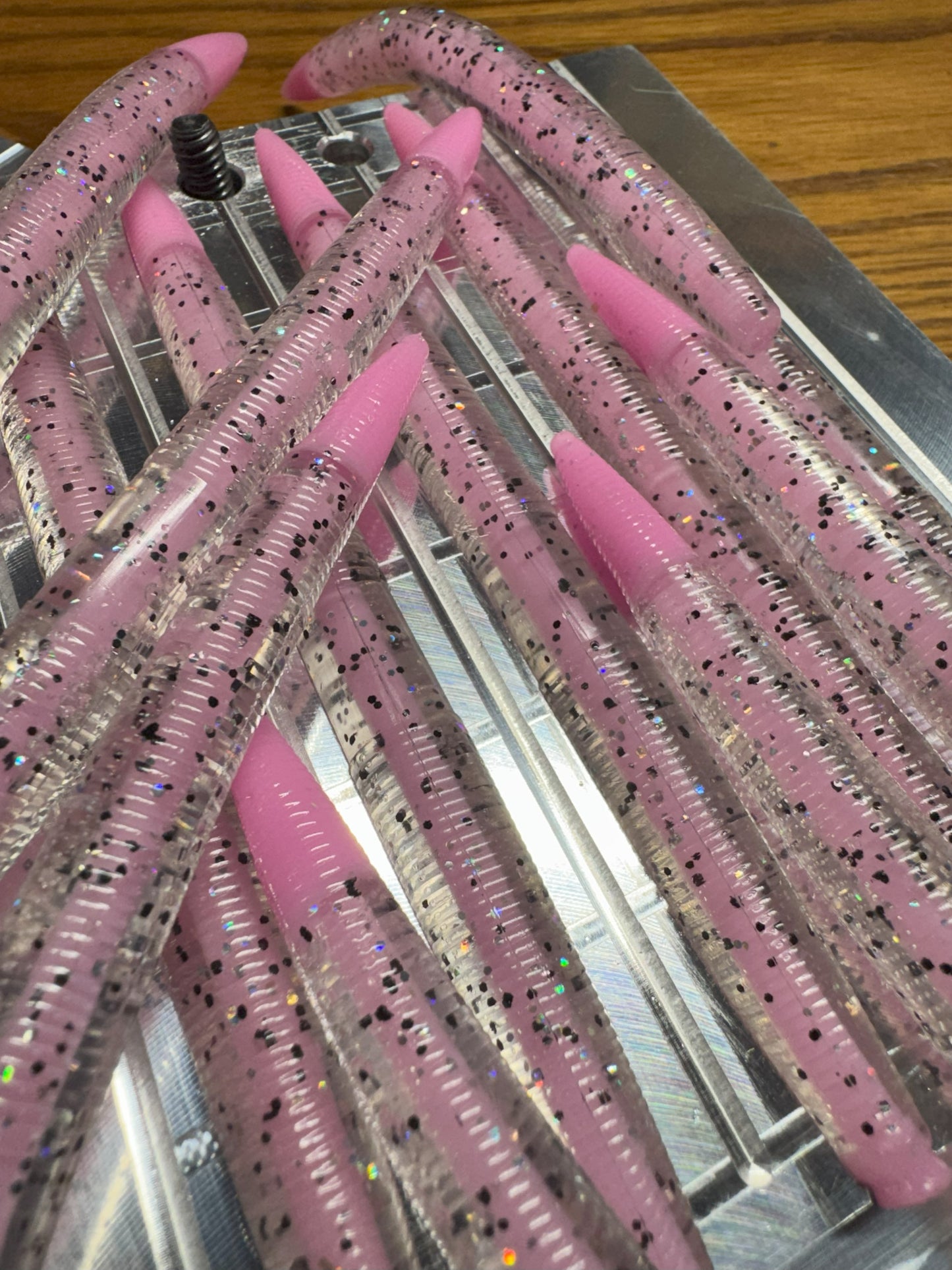 5" Stick Worm | Clear Shell | Pink Core Shot