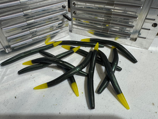 5" Stick Worm | Dark Green | Yellow Tail